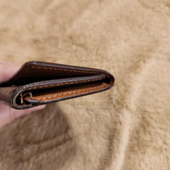 Authentic Louis Vuitton Multicles Key Chain Case Holder Wallet - Picture 6 of 13